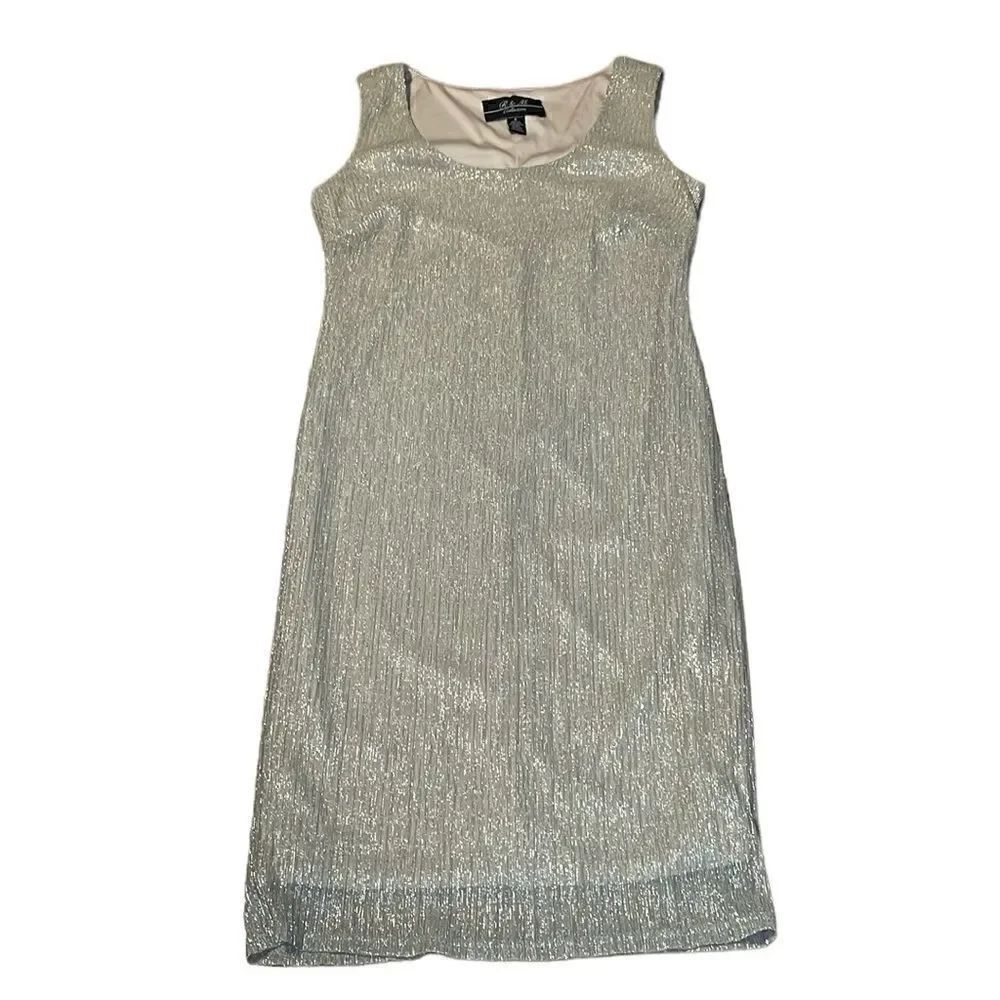 R & M Richards Collection Gold Dress, sleeveless Bodycon, Metallic Sheath, 6